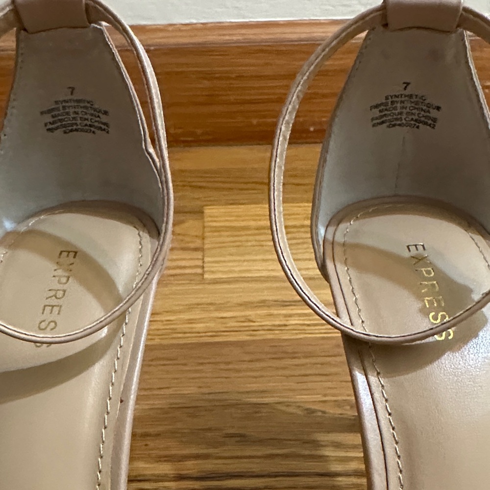 🛍️SALE🛍️ Express Beige Strappy Heels - Picture 5 of 8